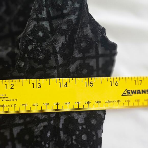 Laundry by Shelli Segal Black Burnout Velvet Cowl Neck Tank Top Women’s Small - Picture 5 of 10